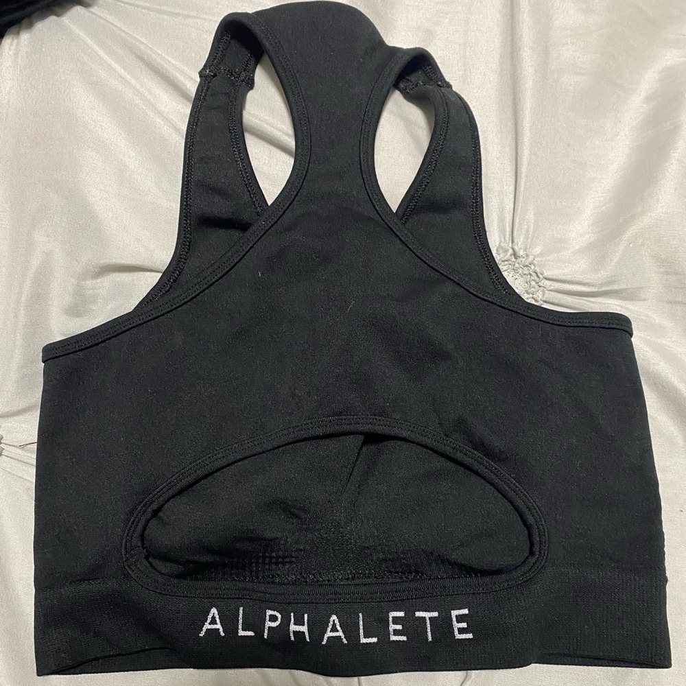 Sports bra